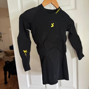 Used Youth Small Unisex Goalie Top