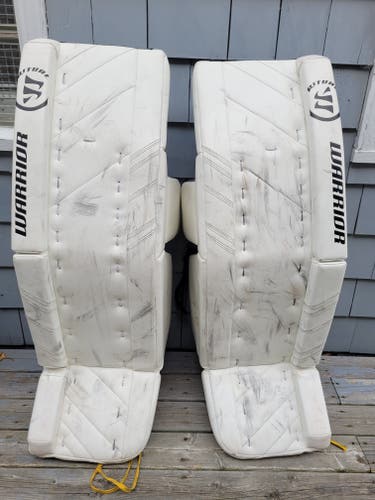 Used 35" Warrior Ritual G3 Pro Goalie Leg Pads