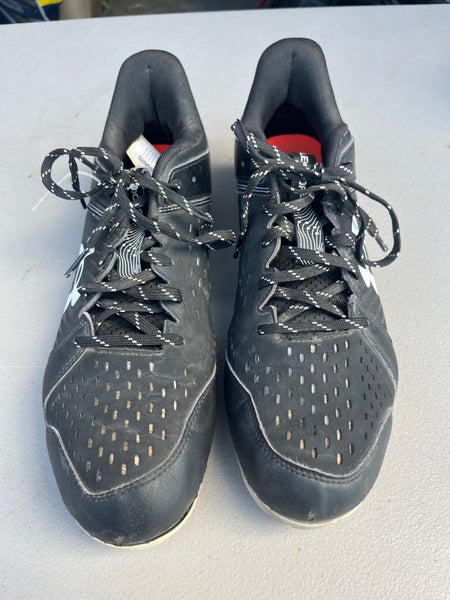 Black Used Size 12 (Women's 13) Adult Men's Under Armour Leadoff low rm Low Top Footwear Molded Clea