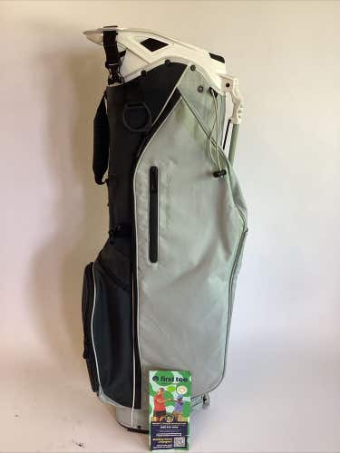 Callaway Golf Fairway C Lightweight Stand Carry Bag (no strap)