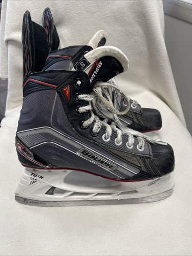 Int Size 5 Bauer Vapor X600 Ice Hockey Skates