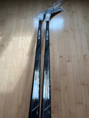 New 2 Pack 2x 70 Flex Right Handed P92 Black Hyperlite 2 Hockey Sticks