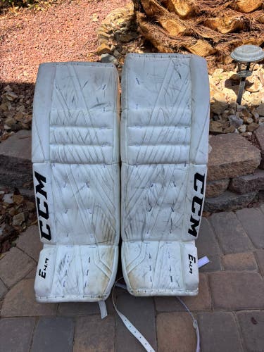 Used  CCM Extreme Flex E4.9 Goalie Leg Pads