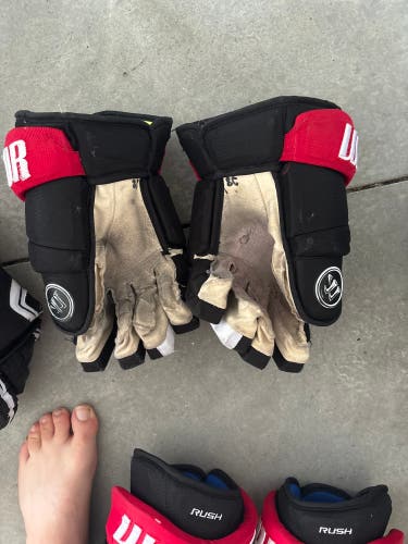 Used  Warrior 14" Alpha Pro Gloves