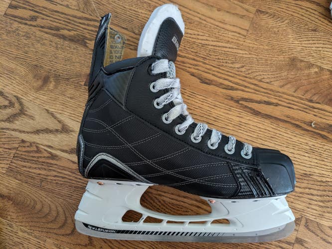 Like New Senior Bauer Nexus 1000 Hockey Skates Regular Width Size 6.5