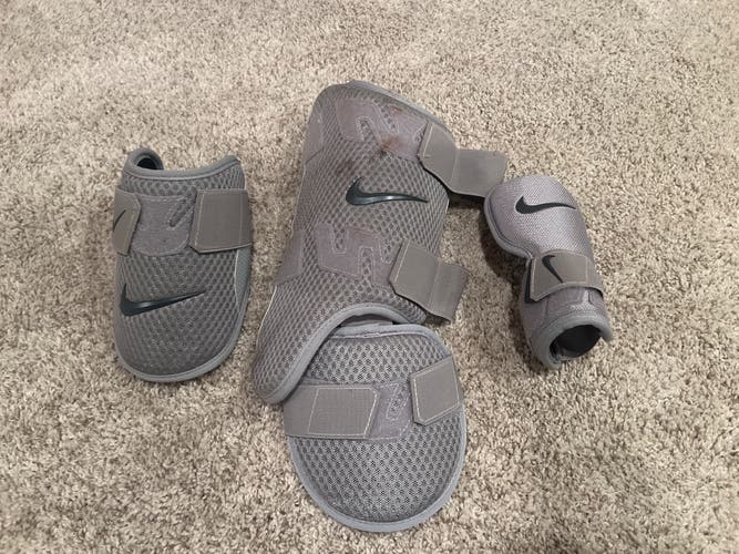 Used Nike Baseball Guard Set: Gray