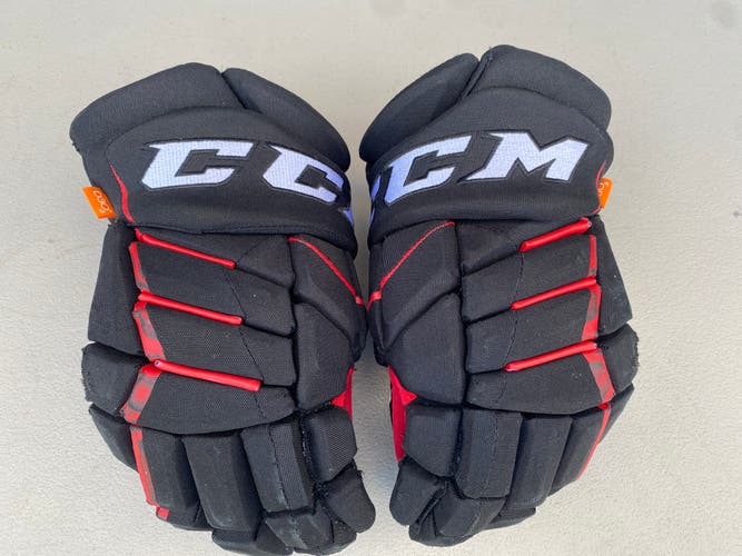 CCM JetSpeed FT1 Pro Stock Hockey Gloves 14" Blackhawks 91909