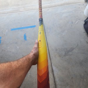2024 Easton Hype Fire USSSA Certified Bat (-8) Composite 22 oz 30"