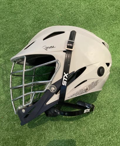 Used STX Rival Lacrosse Helmet (Size: Large/XL)