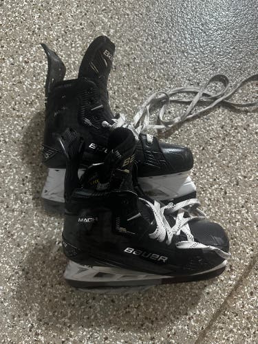 Used Senior Bauer 9 Supreme Mach Hockey Skates