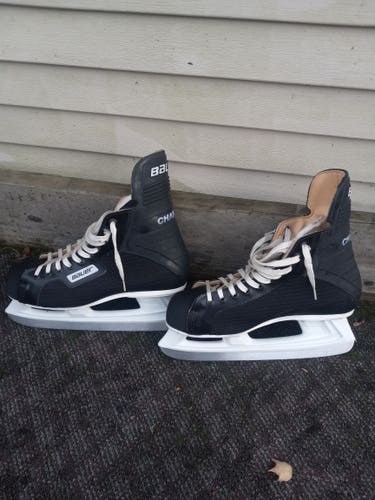 Used Size 10 Senior Bauer Charger Hockey Skates Regular Width