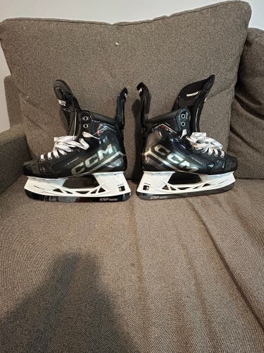 New CCM  Pro Stock 8.5 JetSpeed FT6 Pro Hockey Skates