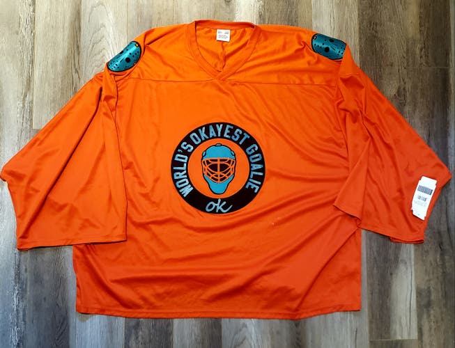 World's Okayest Goalie XXXXL - Any name, any number