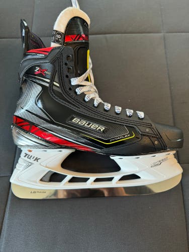 New Senior Bauer Regular Width  9.5 Vapor 2X Pro Hockey Skates