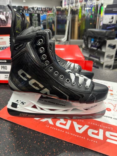 New Senior CCM Tacks XF Pro Hockey Skates Wide Width 10