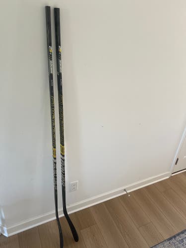 Senior Left Hand P92 Pro Stock Supreme 2S Pro Hockey Sticks (listing Is For 2 Sticks)