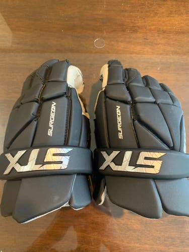 Used STX Surgeon LTZ Lacrosse Gloves Small