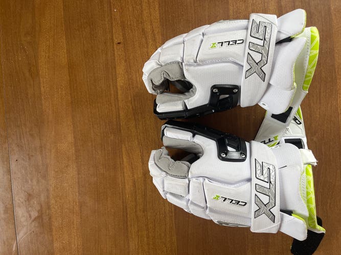 New Goalie STX Cell V Lacrosse Gloves