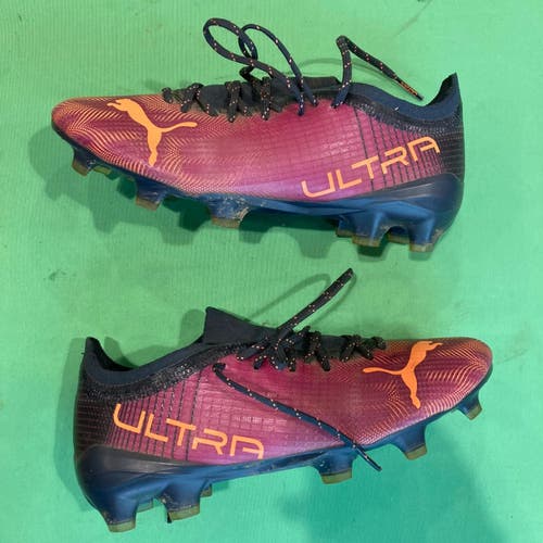 Purple Used Men's 7.0 Molded Puma Ultra Cleats