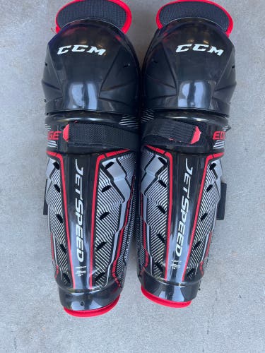 Hockey shin Pads
