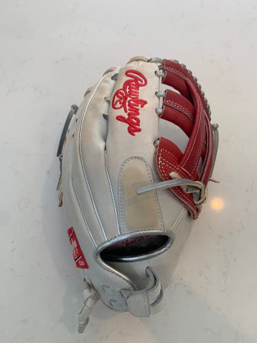 Used  Outfield 12.75" Liberty Advanced Softball Glove