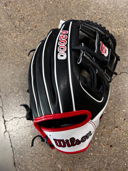 NEW Wilson A2000 Infield Baseball Glove | RH 11.75"