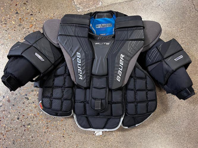 Used Intermediate Medium Bauer Elite Goalie Chest Protector