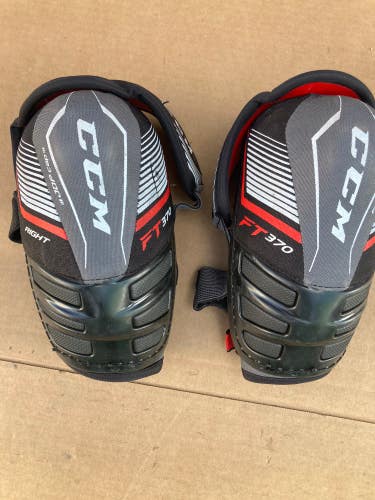 Used Senior Medium CCM JetSpeed FT370 Elbow Pads