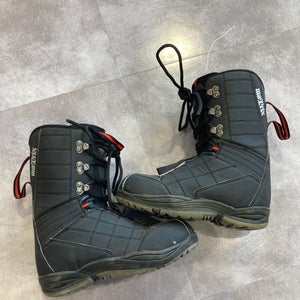 Matrix Snowboard Boots | Men's 5