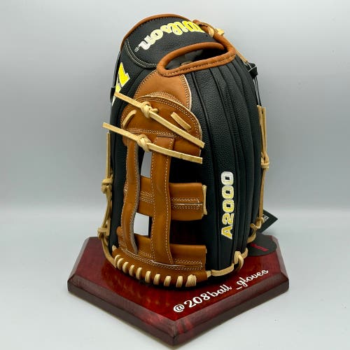 New Wilson A2000® 1799SS 12.75” OUTFIELD GLOVE