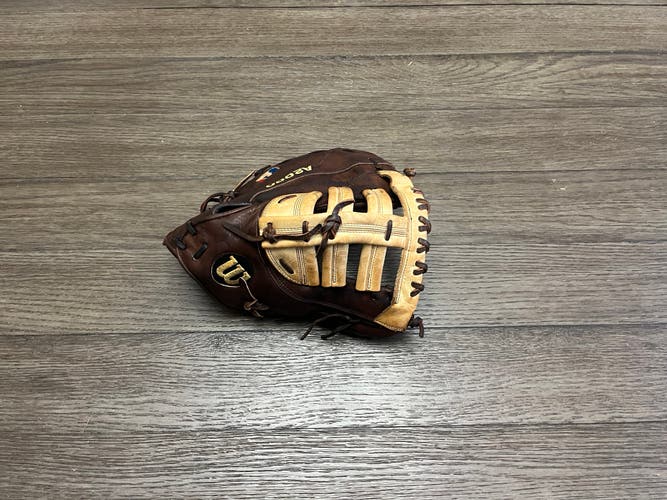 Wilson A2000 2800 12” First Base Mitt