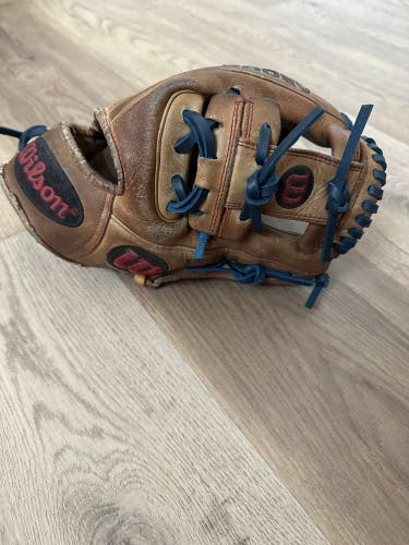 Wilson A2000 11.5”  1786