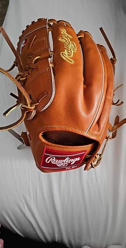 Like New Pitcher's 12.25" Heart of the Hide Baseball Glove