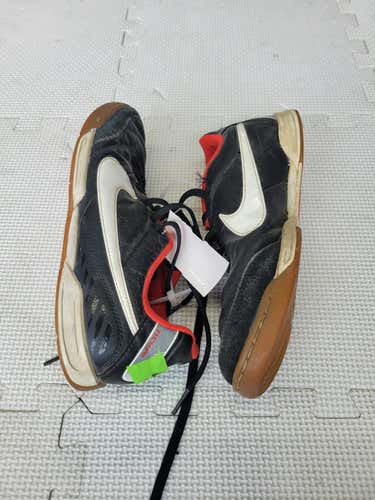 Used Nike Junior 04 Cleat Soccer Indoor Cleats