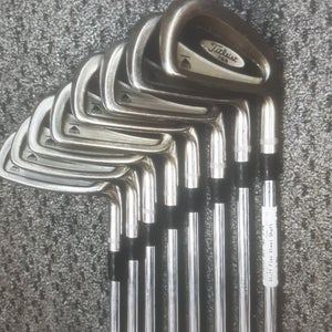 Used Men's Titleist DCI 762 Right Handed Iron Set Stiff Flex 8 Pieces Steel Shaft