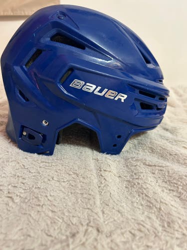 Used Small Bauer Pro Stock Re-Akt 150 Helmet