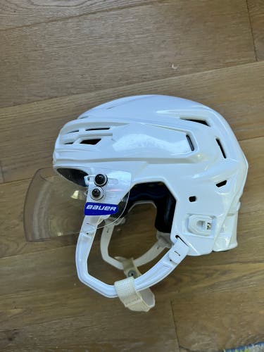 Pro stock Bauer reakt 150 pro stock helmet with Bauer visor