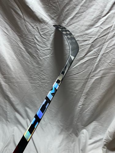 New Junior CCM JETSPEED FT7 PRO Right 50 Flex P29 (2nd available)
