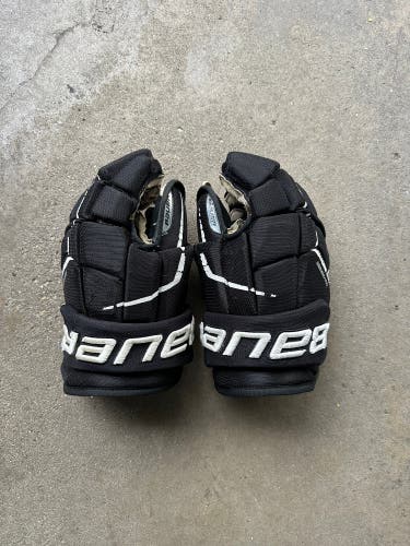 Used  Bauer 13" Supreme 3S Pro Gloves
