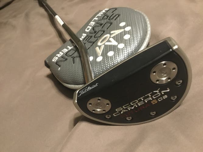 Black Used Men's Titleist Mallet Scotty Cameron Futura 5CB Left Hand Putter 34" w/ head cover