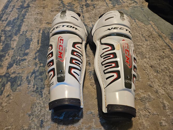 Used Junior CCM Vector pro 13" Shin Pads