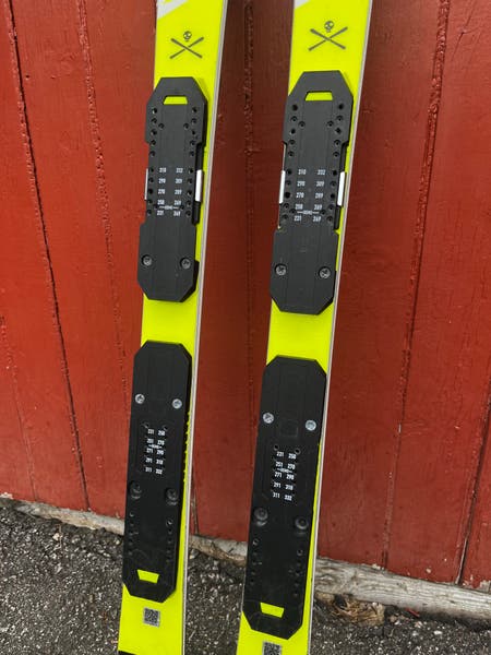HEAD 132 cm World Cup Rebels i.SL RD Skis Without Bindings
