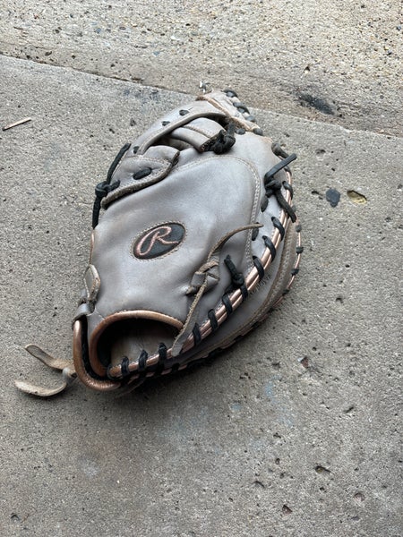 Rawlings heart of the hide Catchers glove