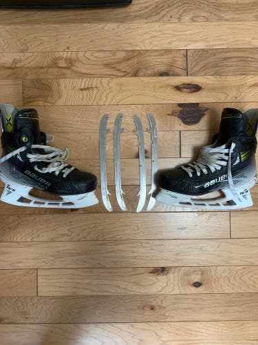 Bauer Hyperlite 2 Skates Pro Stock