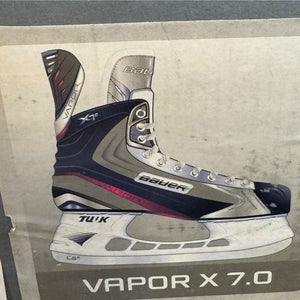 New Bauer X7.0 Skates Size 6.5