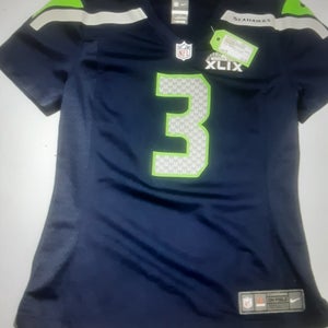 Used Medium Kids Unisex Nike Jersey
