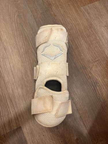 Used Junior EvoShield Shin Guards