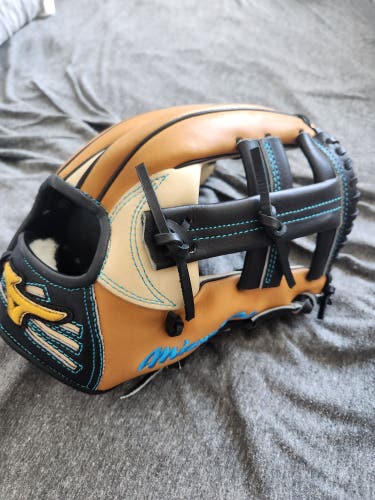 Mizuno Pro Japan Baseball Glove