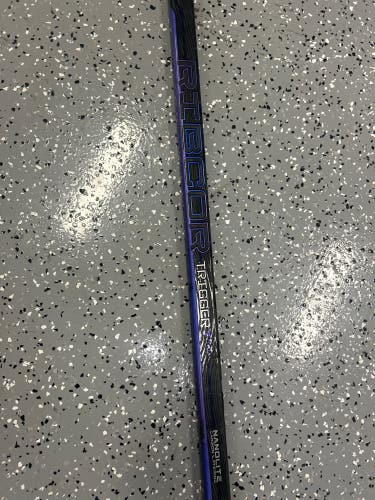Used Intermediate CCM Right Handed P28  RibCor Trigger 7 Pro Hockey Stick