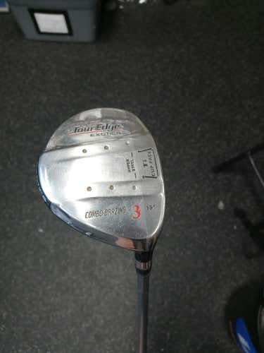 Used Tour Edge Exotics 3 Wood Graphite Stiff Golf Fairway Woods